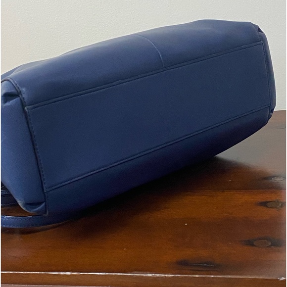 Coach Madison Christie Carryall Navy Blue Saffiano Leather Bag - Picture 10 of 16